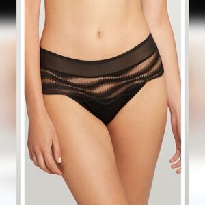 Wolford Esmeralda Panty Strip Velvet Wave Lace Sz L
